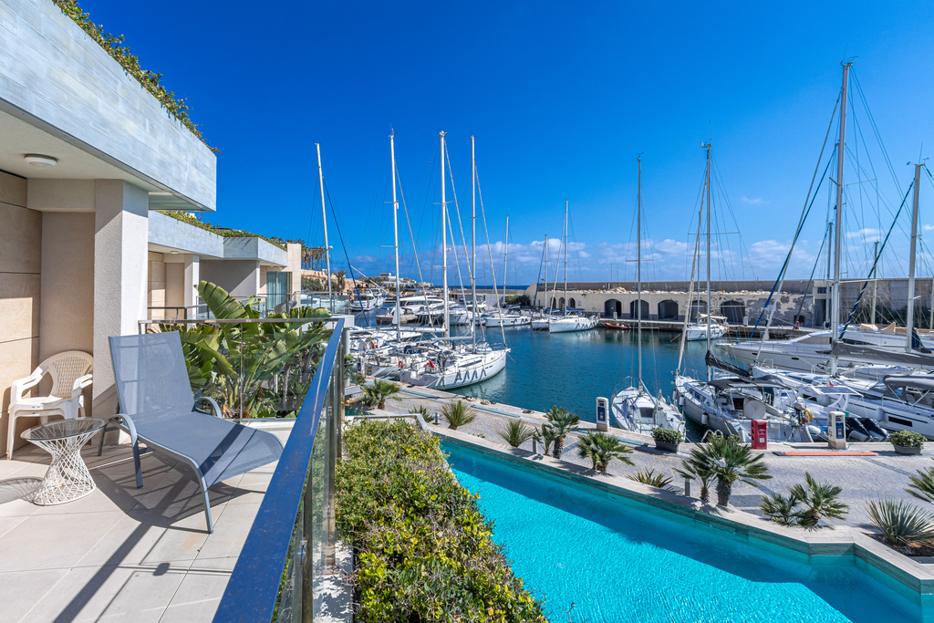 stjulians-furnished-apartment-for-rent-christies-malta