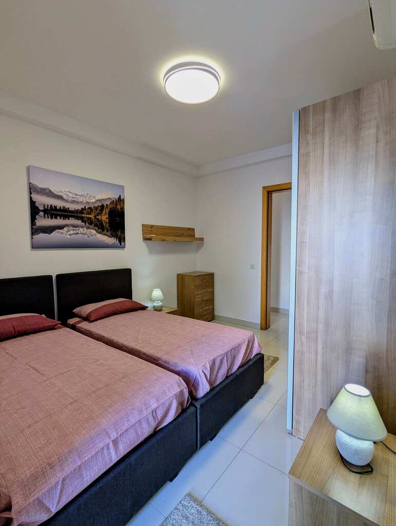 Sliema Furnished Apartment's Image 8