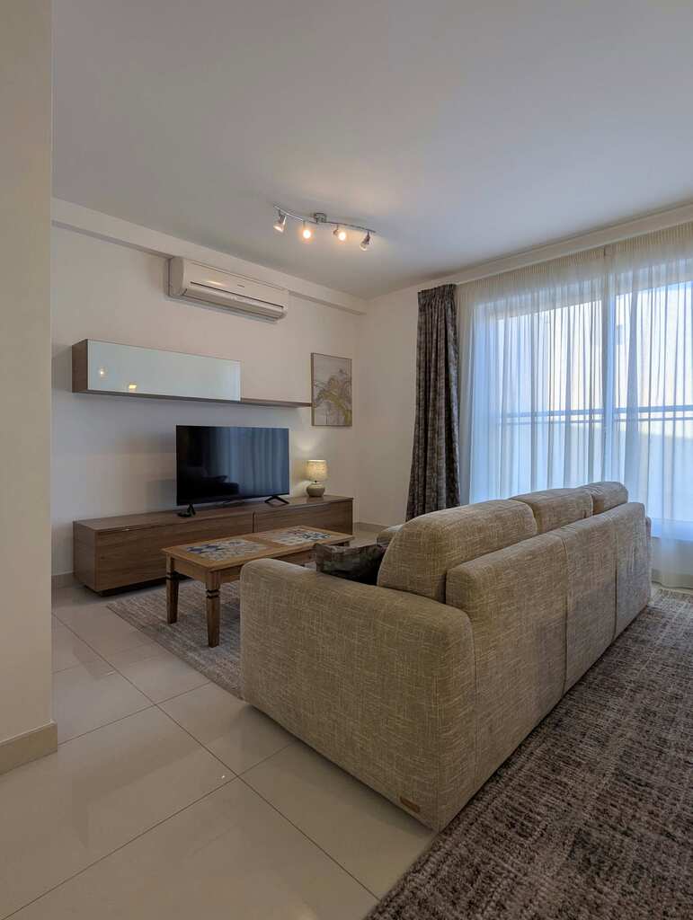 Sliema-two-bedroom-flat-to-let-Christies-Malta