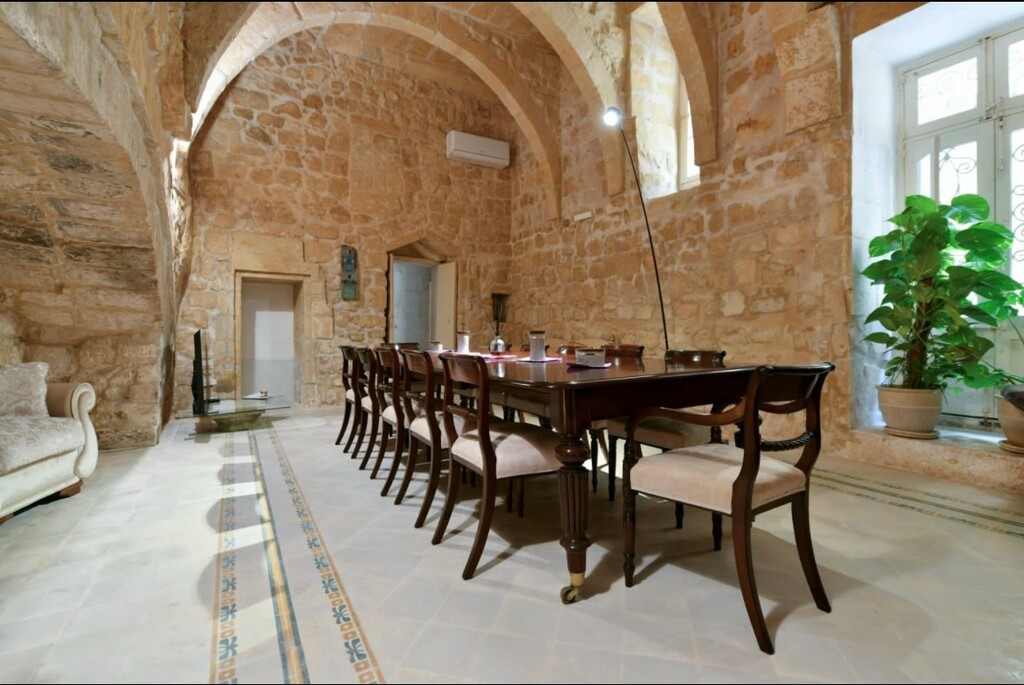 Mdina-townhouse-long-term-rental-christies-malta