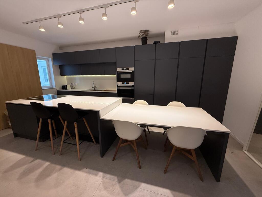 stjulians-apartment-to-let-safe-location-christies-malta