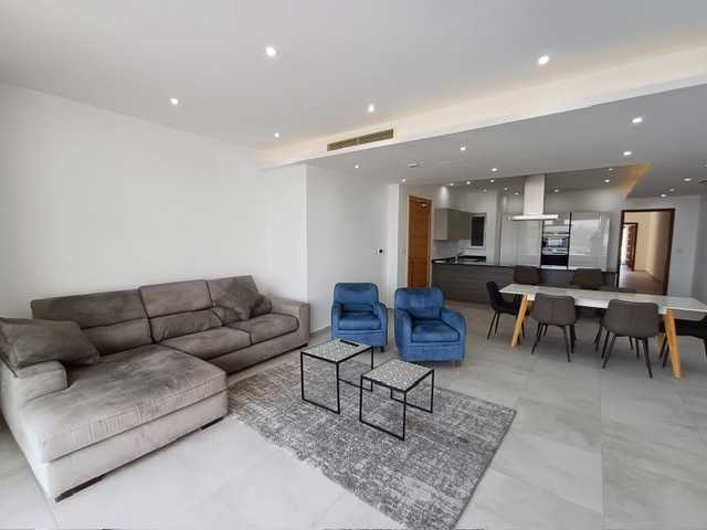 Sliema-apartment-to-let-christies-malta