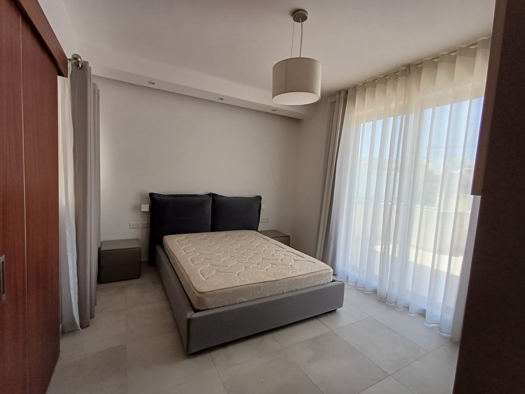 Sliema Seafront Furnished Apartment's Image 5