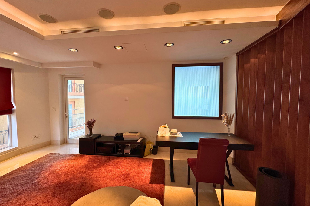 Sliema Seafront Apartment's Image 11