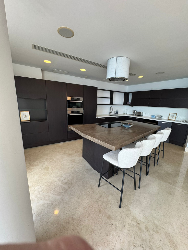 Sliema Seafront Apartment's Image 8