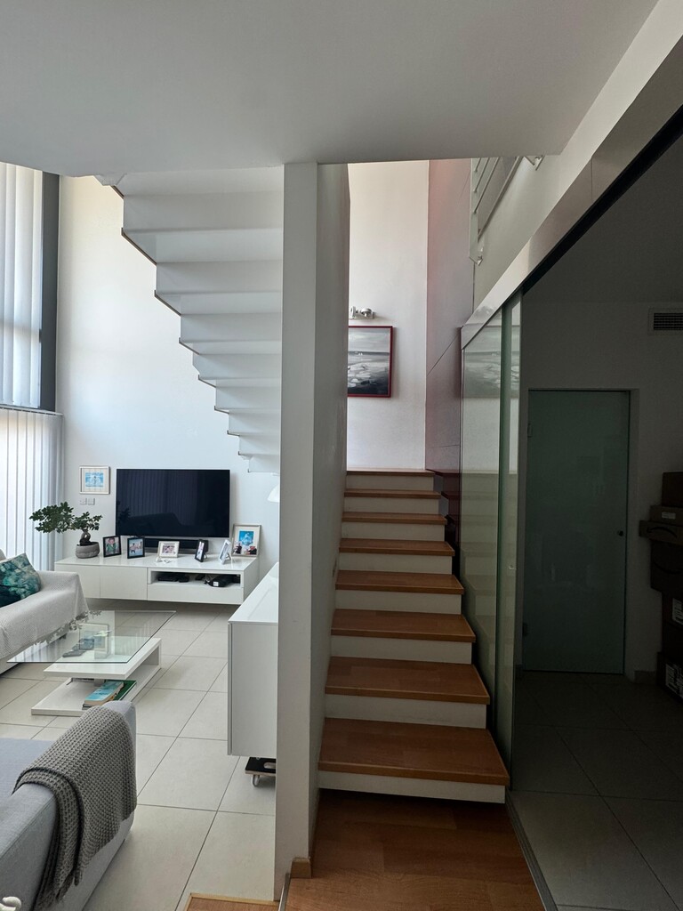 Portomaso-apartment-for-rent-christies-malta