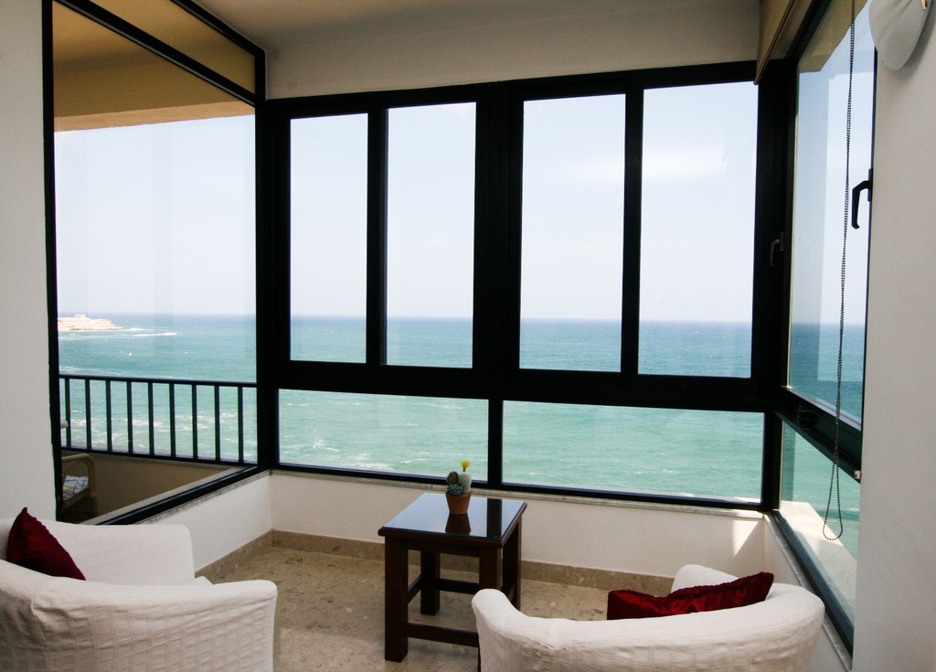 Sliema Seafront Apartment's Image 12