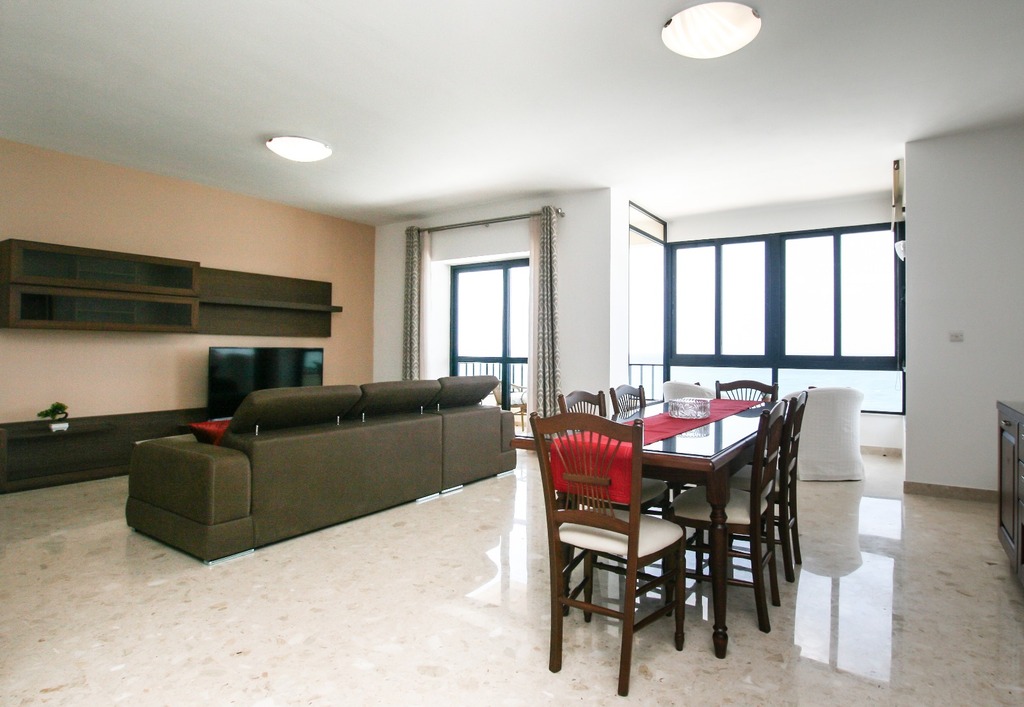 Sliema Seafront Apartment's Image 5