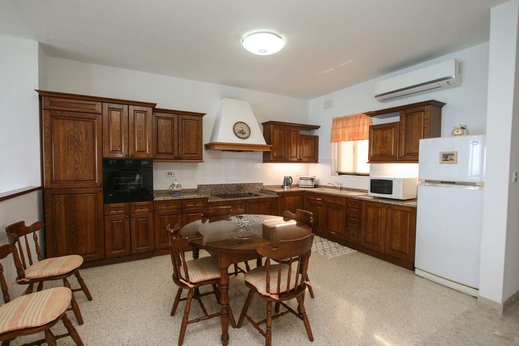 Sliema Seafront Apartment's Image 7