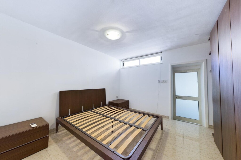 Attard Furnished Detached Bungalow's Image 8