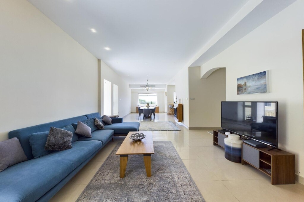 Attard Furnished Detached Bungalow's Image 6