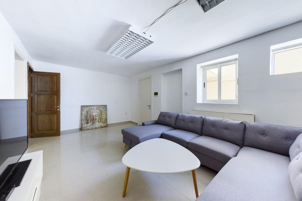 Attard Furnished Detached Bungalow's Image 7