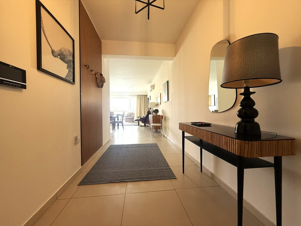 St Julians Seafront Apartment's Image 7