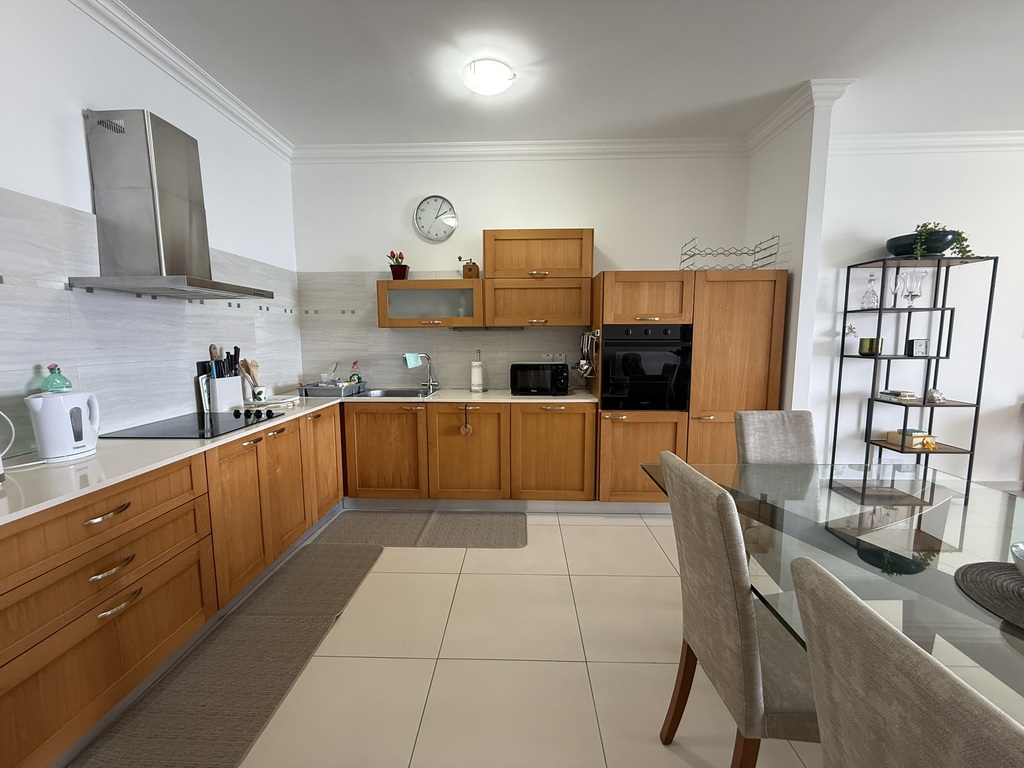 St Julians Seafront Apartment's Image 6
