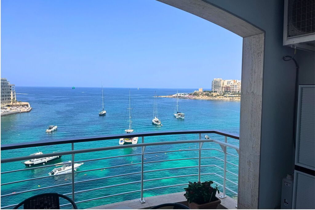 stjulians-apartment-to-let-2-bedroom-christies-malta