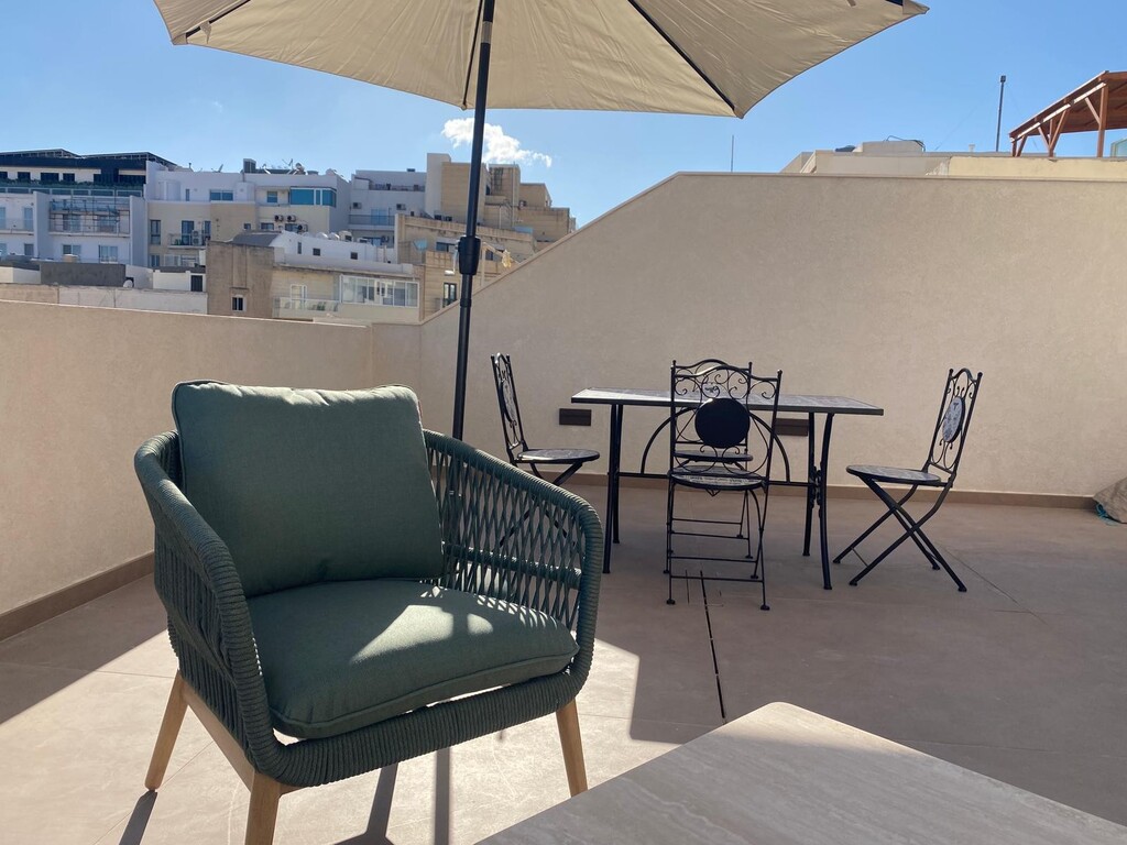 malta-furnished-apartment-to-let-christies-malta