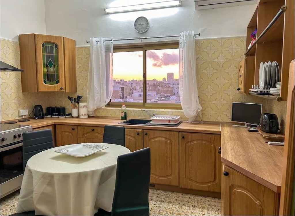 sliema-long-term-apartment-to-let-christies-malta