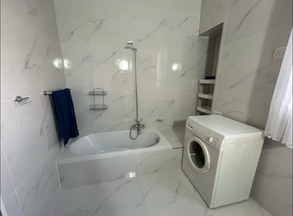 Sliema Furnished Apartment's Image 9