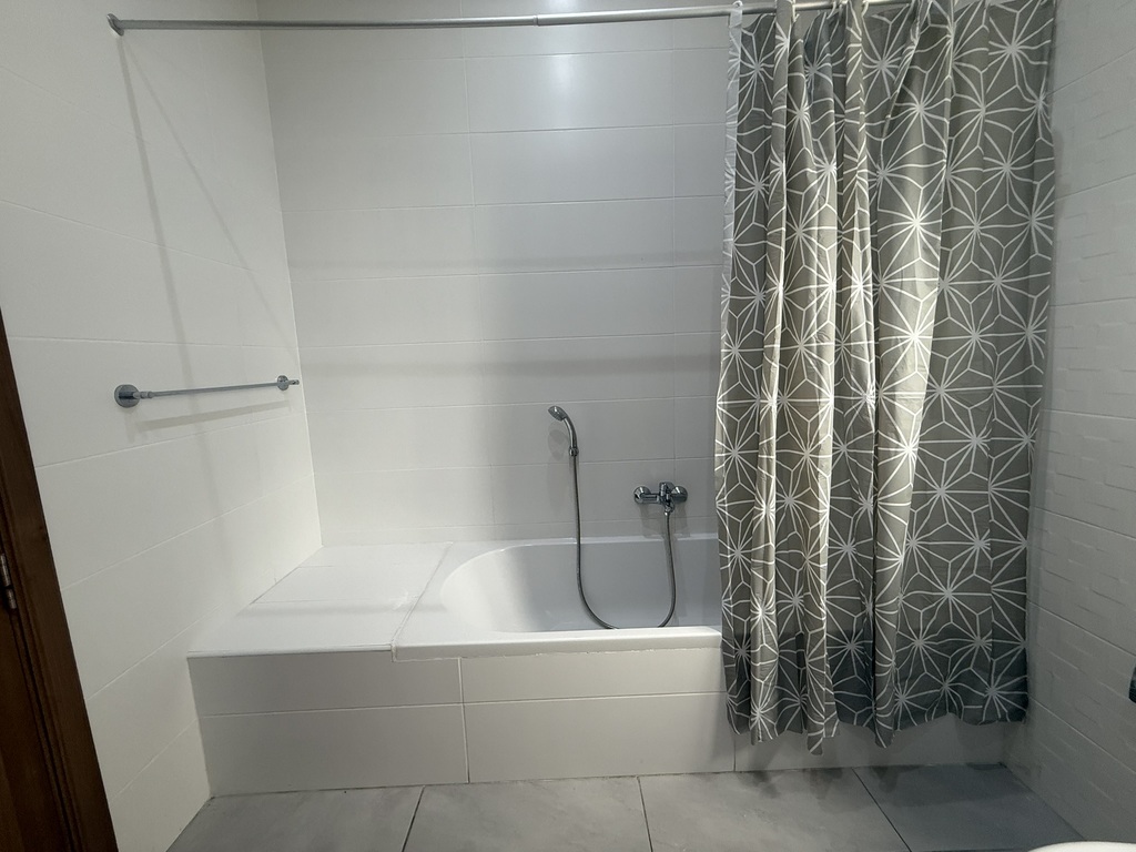Sliema Furnished Apartment's Image 8