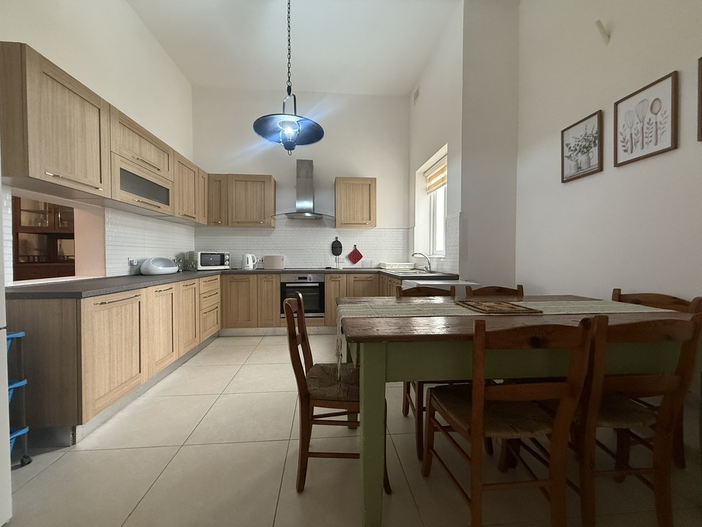 Sliema Furnished Apartment's Image 5
