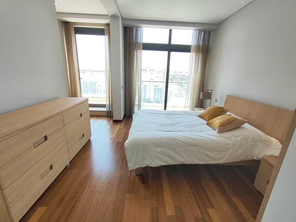 Portomaso Furnished Apartment's Image 9