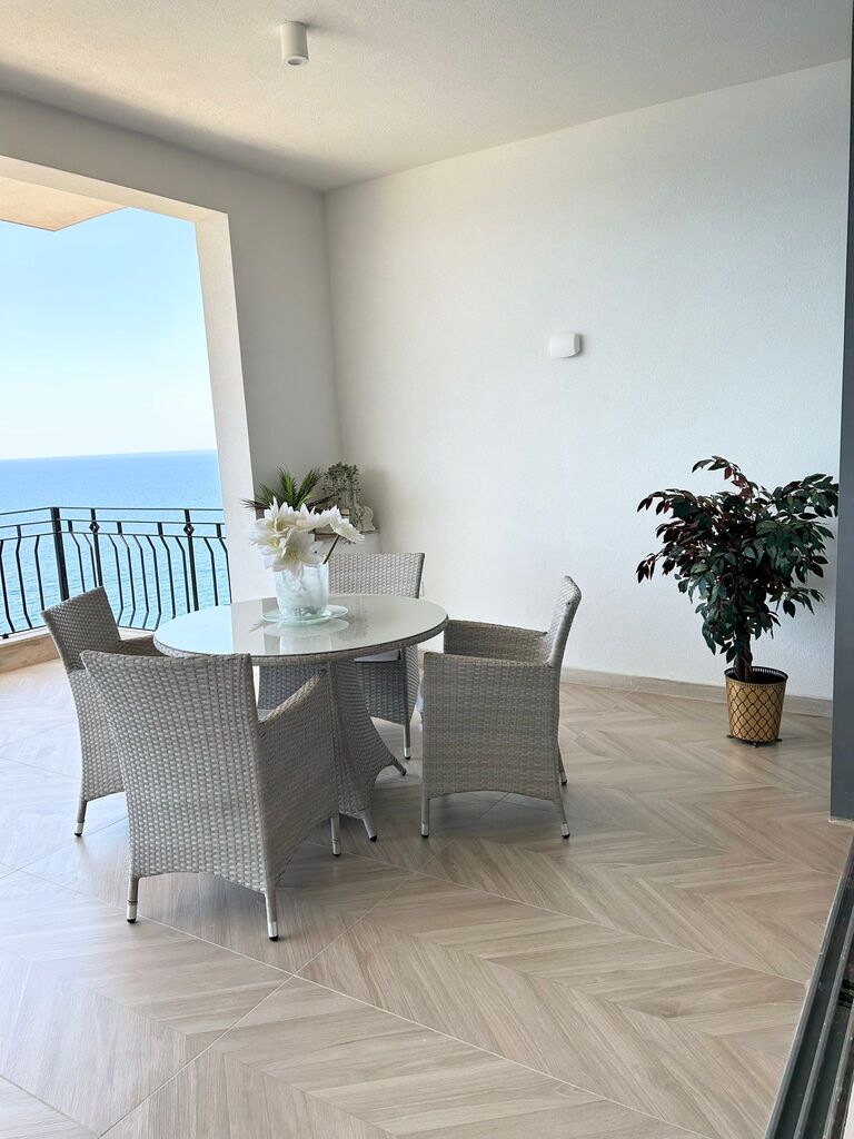 Sliema Seafront Apartment's Image 3