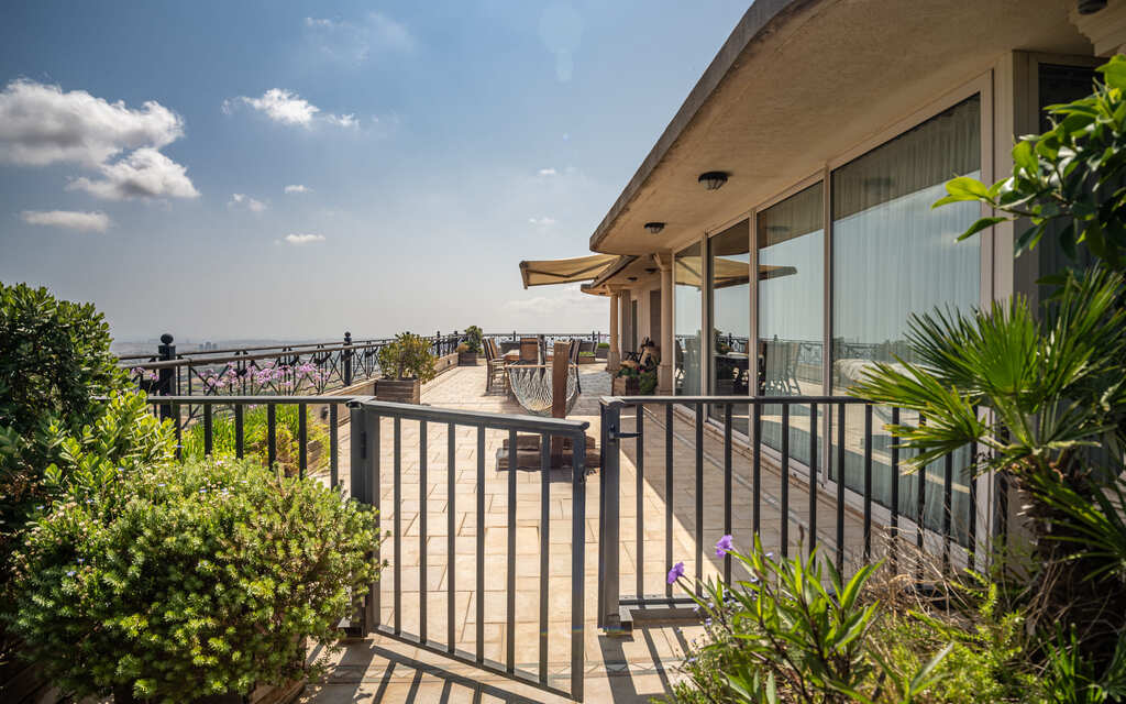Rabat-furnished-penthouse-christies-malta