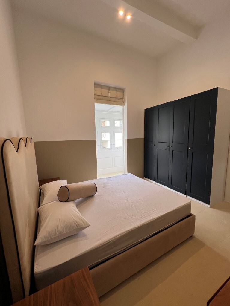 St Julians Furnished Town House's Image 7