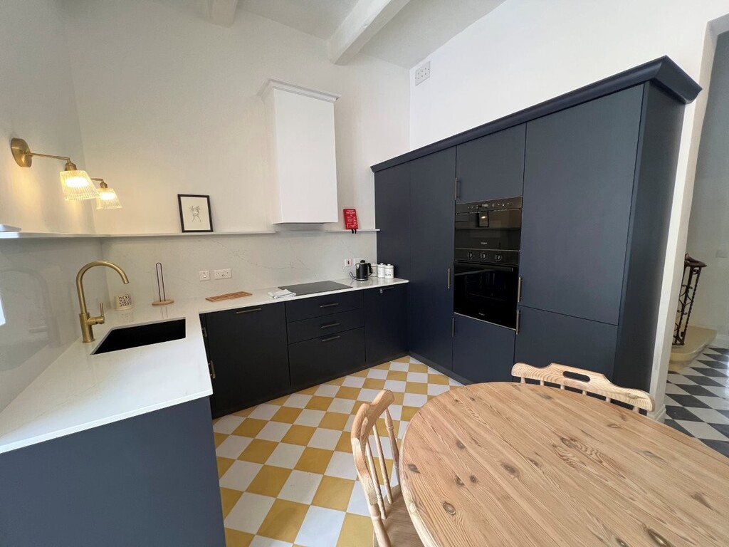 St Julians Furnished Town House's Image 3