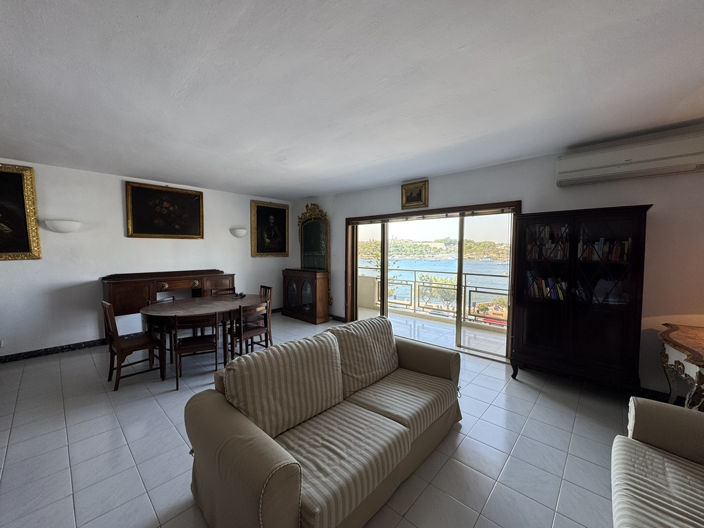 Sliema Seafront Apartment's Image 3