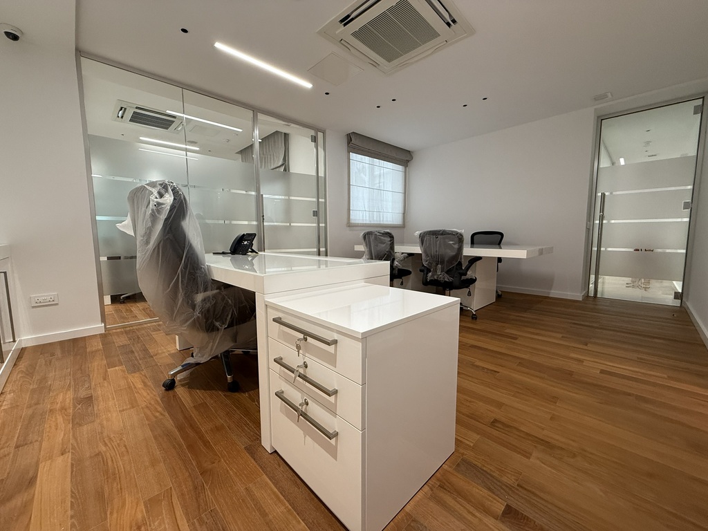 St Julians Fully Equipped Office's Image 14