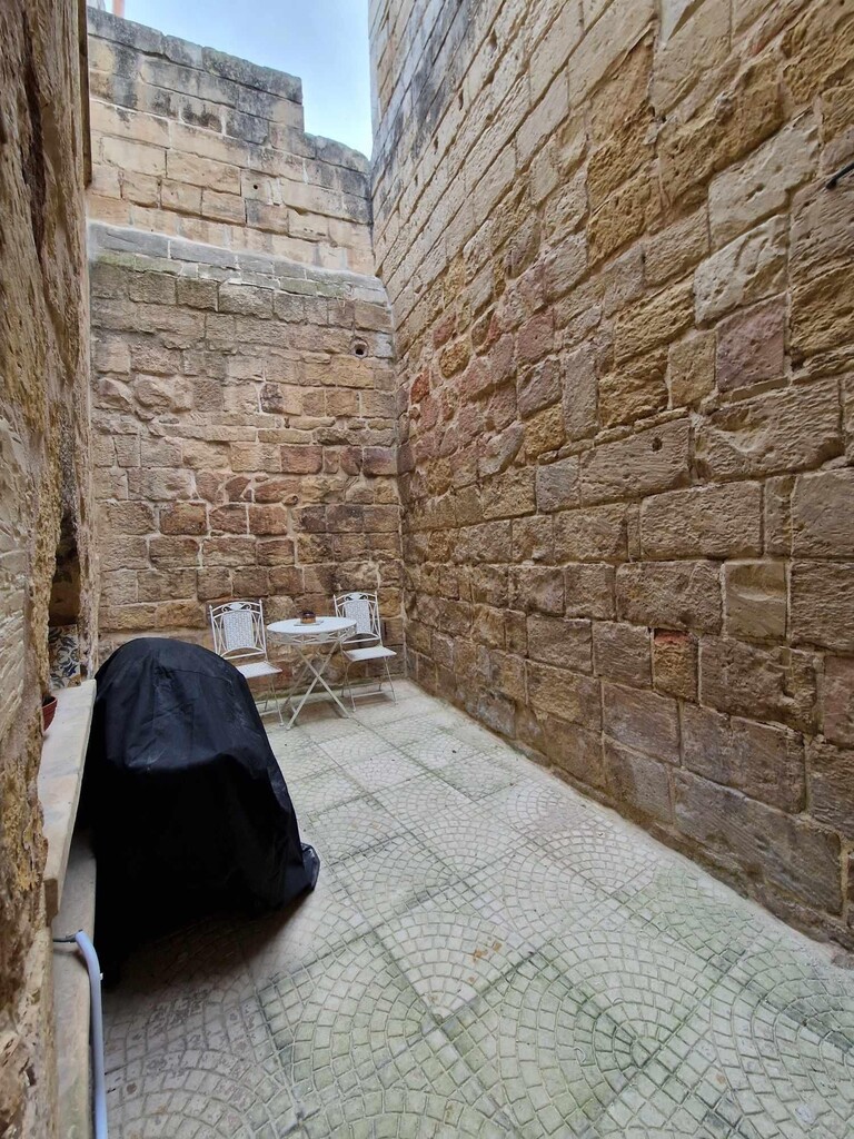 Zebbug Furnished House of Character's Image 7
