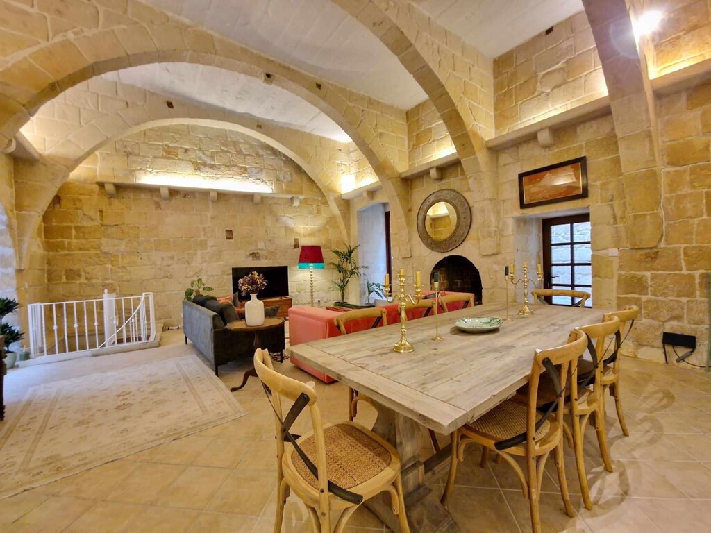 Zebbug Furnished House of Character's Image 5