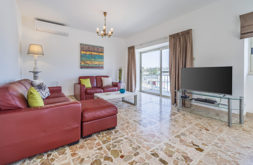 Swieqi-apartment-for-rent-furnished-christies-malta