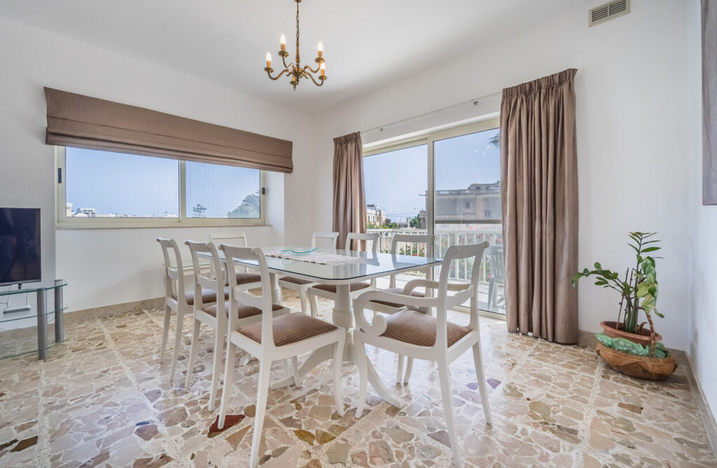 Swieqi Furnished Apartment's Image 3