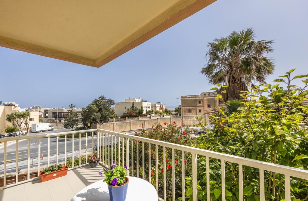 Swieqi Furnished Apartment's Image 4