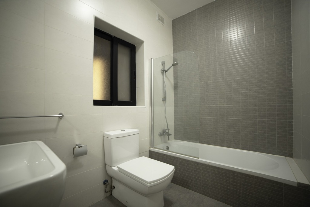 Ibragg Furnished Maisonette's Image 6