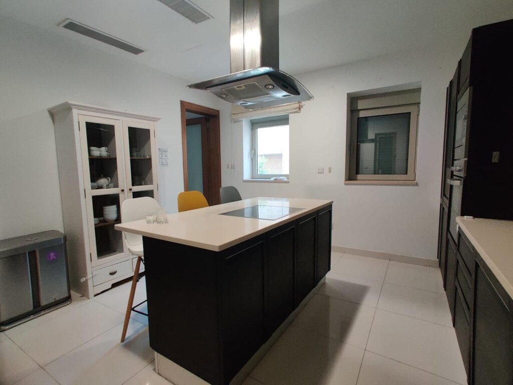 Tigne-point-apartment-to-let-christies-malta