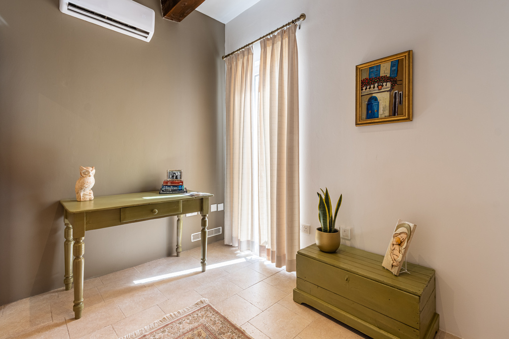 Qrendi Converted House of Character's Image 18