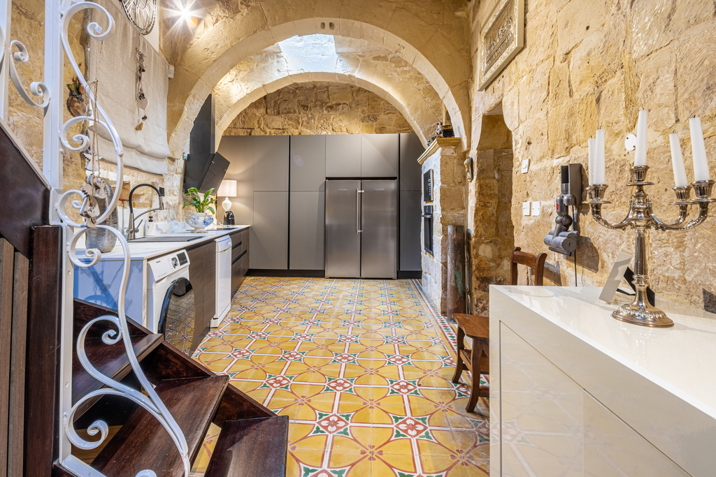 Qrendi Converted House of Character's Image 11