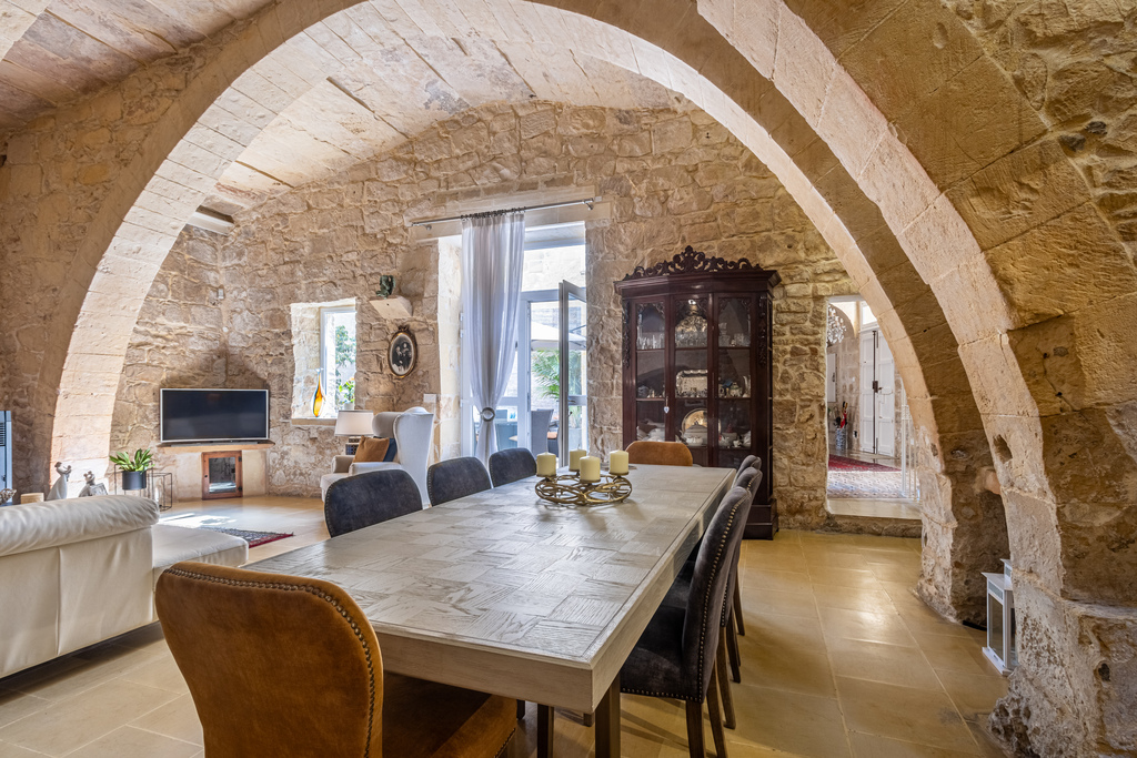 Qrendi Converted House of Character's Image 4