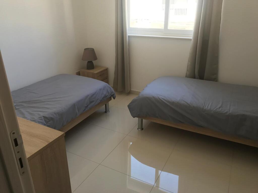 Swieqi Furnished Apartment's Image 5