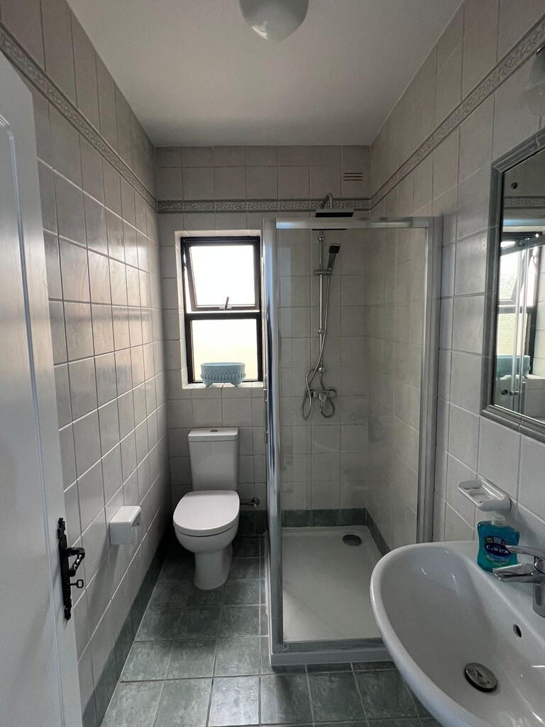 St Julians Furnished Apartment's Image 6