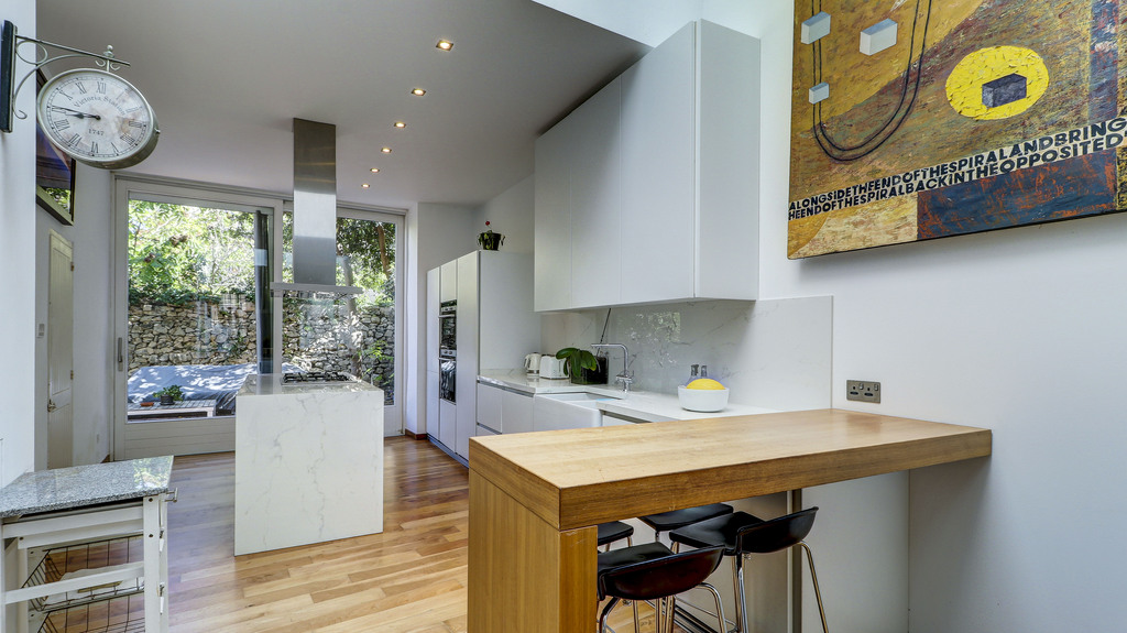 Sliema Furnished Town House's Image 11