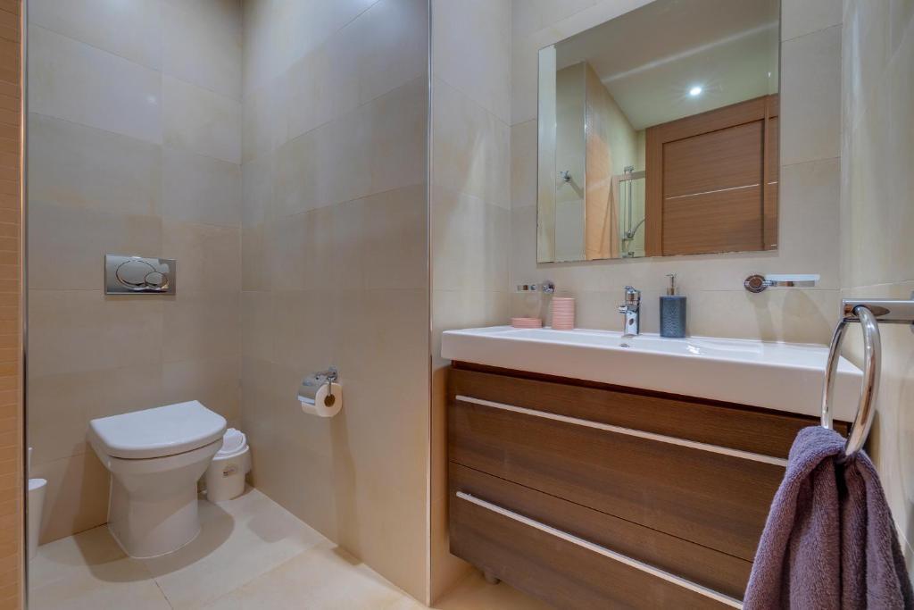 Sliema Furnished Apartment's Image 17