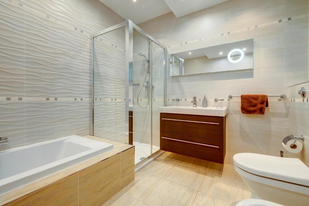 Sliema Furnished Apartment's Image 16