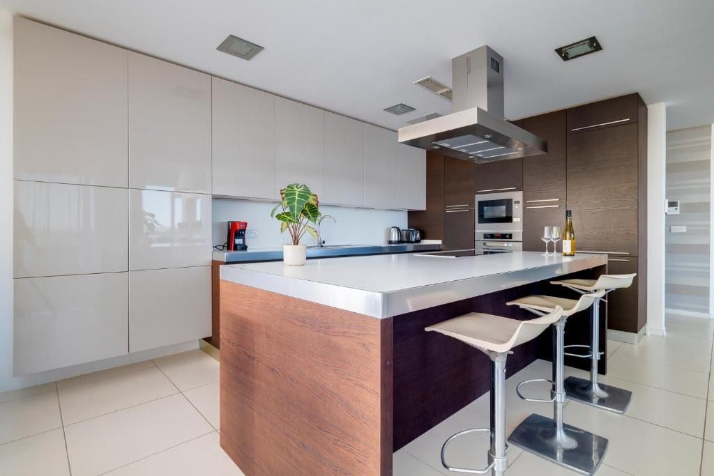 Sliema Furnished Apartment's Image 9