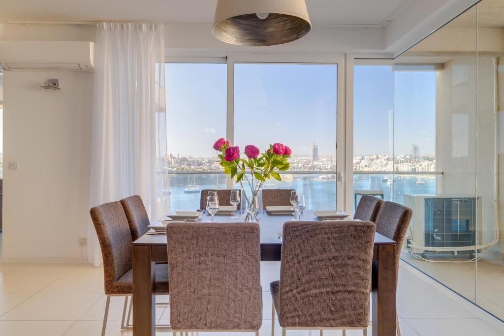 Sliema Furnished Apartment's Image 6