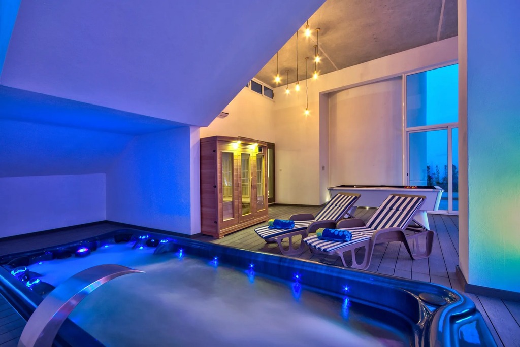 Santa Maria Estate Furnished Villa's Image 8