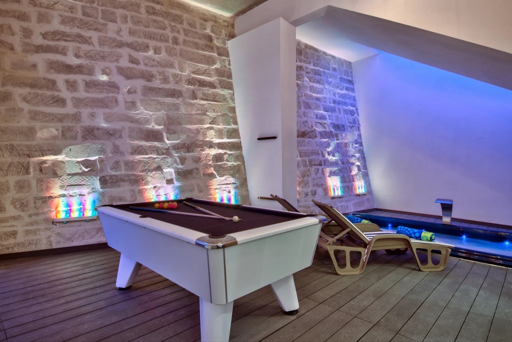 Santa Maria Estate Furnished Villa's Image 12